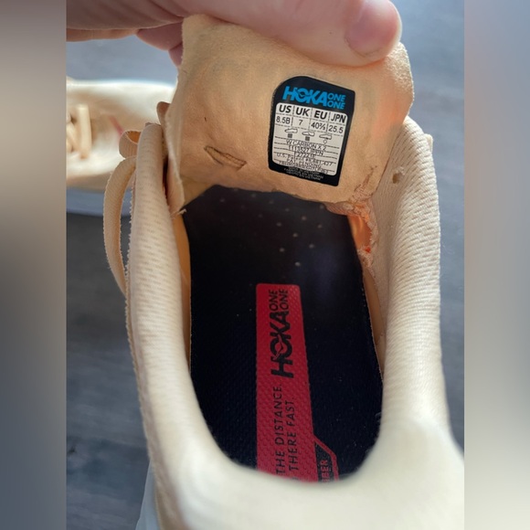 Hoka One One Carbon X 2 women’s Running Shoes size 8.5B - Picture 9 of 10